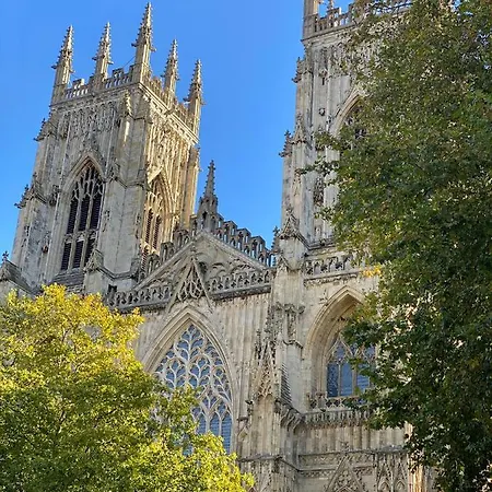 公寓 Center With Free Private Parking